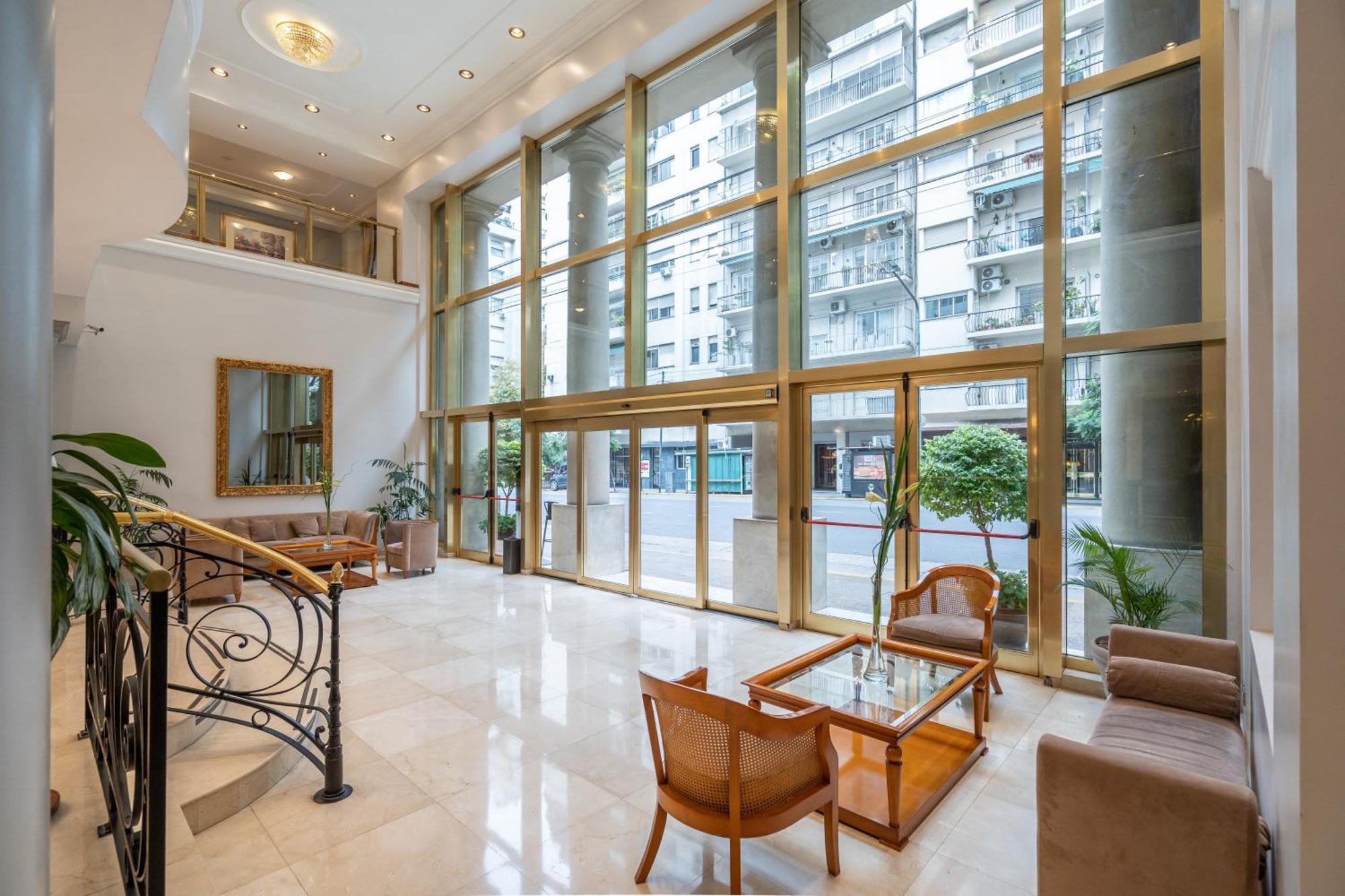 Hotel Intersur Recoleta Буэнос-Айрес Экстерьер фото