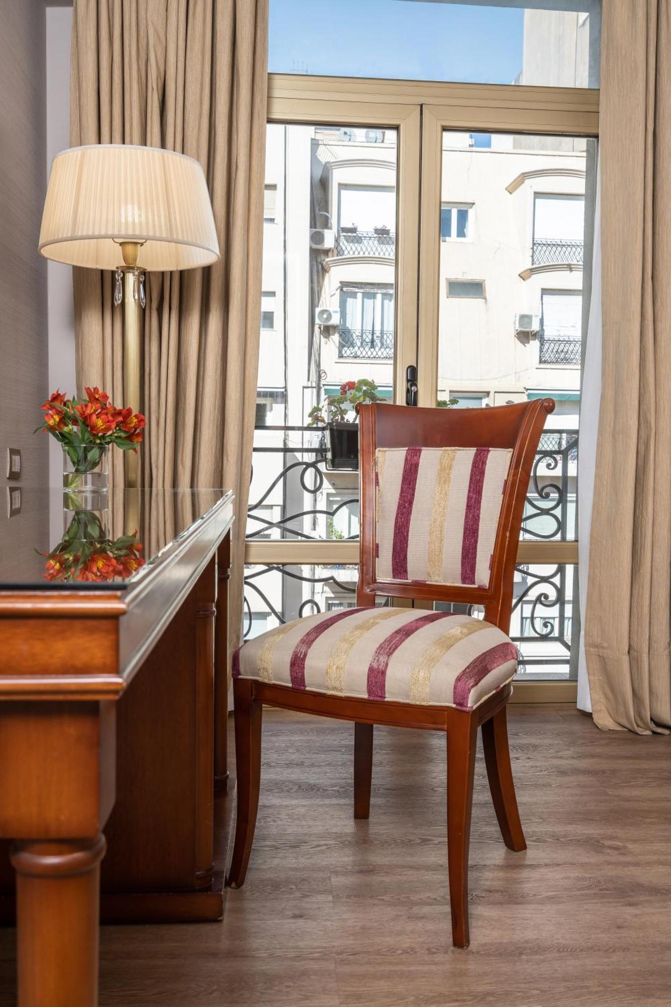 Hotel Intersur Recoleta Буэнос-Айрес Экстерьер фото