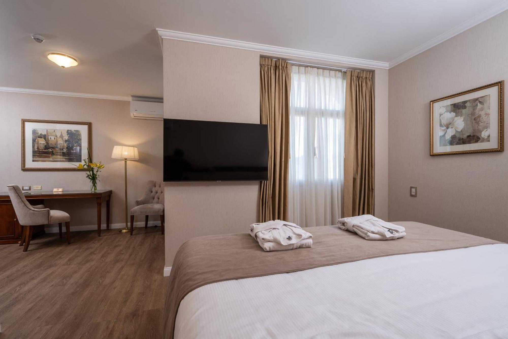 Hotel Intersur Recoleta Буэнос-Айрес Экстерьер фото