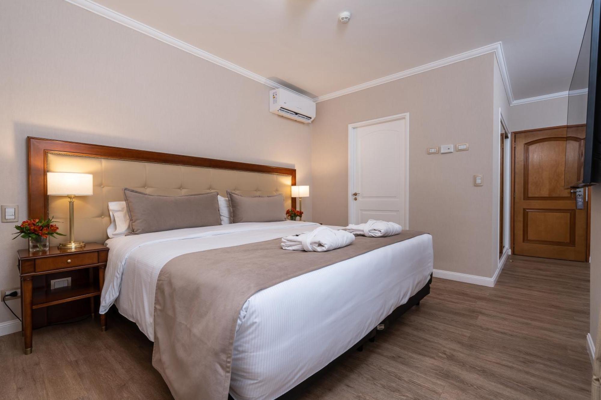 Hotel Intersur Recoleta Буэнос-Айрес Экстерьер фото